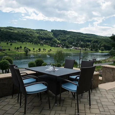 Garden Domasa Hotel 3*